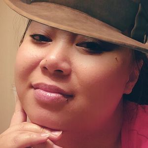 Meet your Posher, Dianica